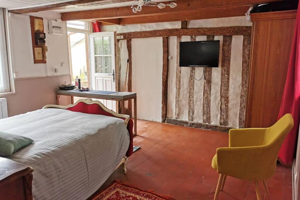 Le 3 De Coeur Avec Terrasse Apartment Honfleur Bagian luar foto